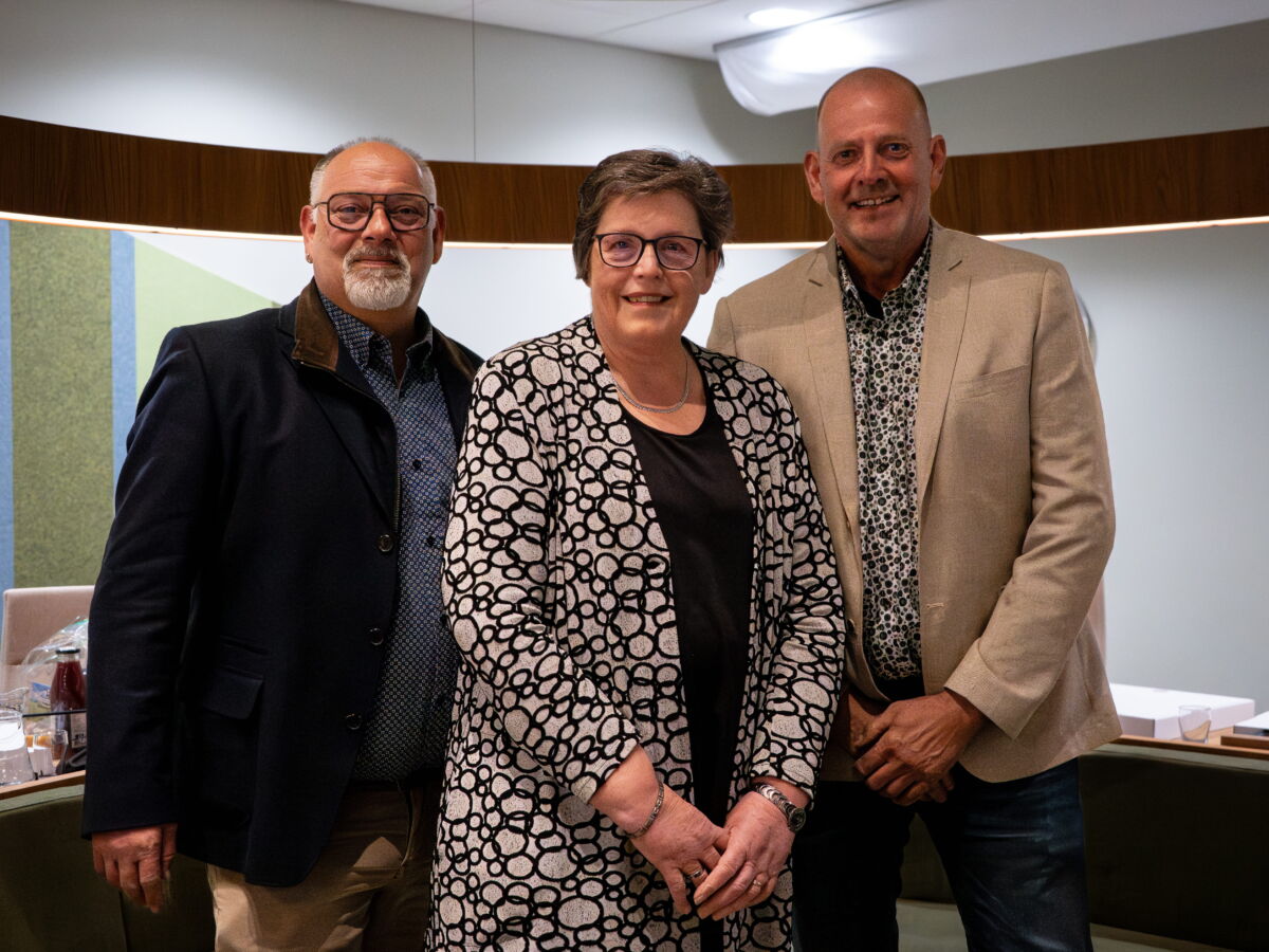 Drie raadsleden nemen afscheid van de raad